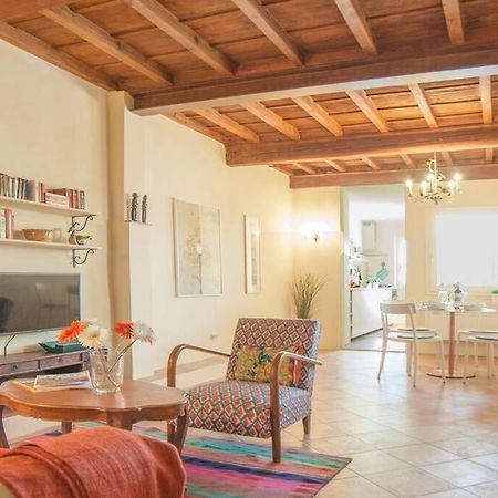 Cozy Macci Flat 4 People Near Santa Croce Square Lejlighed Firenze Eksteriør billede