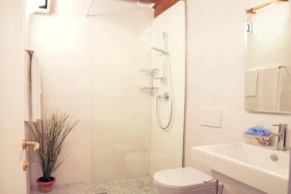 Cozy Macci Flat 4 People Near Santa Croce Square Lejlighed Firenze Eksteriør billede