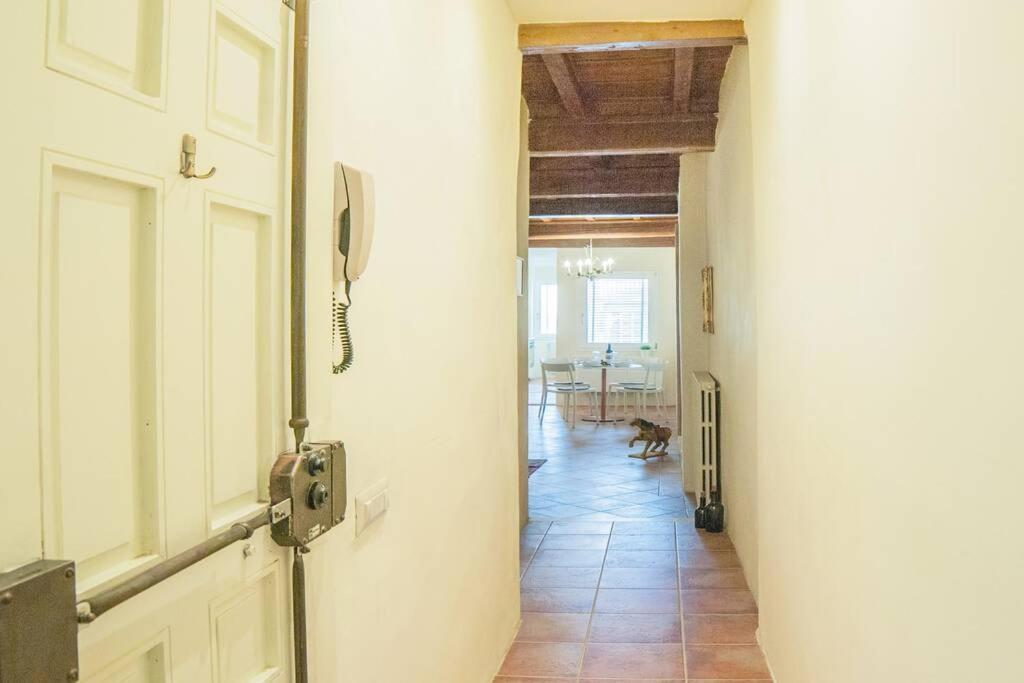 Cozy Macci Flat 4 People Near Santa Croce Square Lejlighed Firenze Eksteriør billede